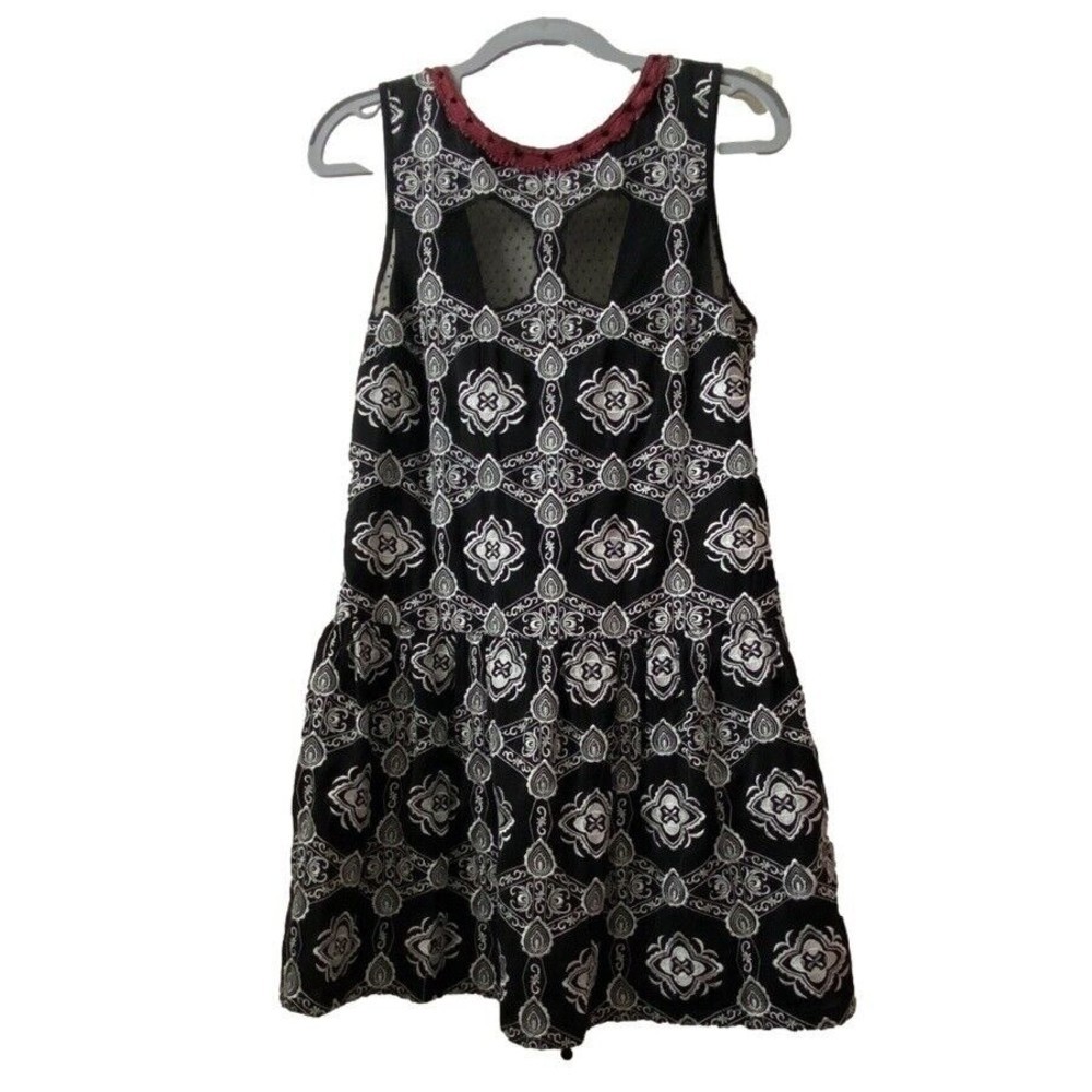 Free People Ovs Night Embroidered Deep V mini Dress Sz S‎